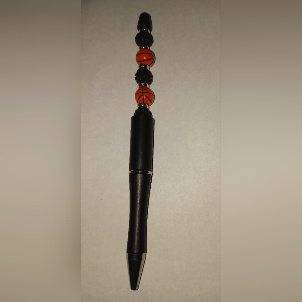NWT Handcrafted Basketball Themed Beaded Pen.